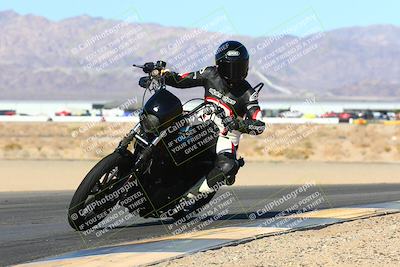 media/Feb-12-2022-SoCal Trackdays (Sat) [[3b21b94a56]]/Turn 9 Inside (940am)/